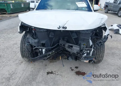 2021 Jeep Grand Cherokee Laredo X 4X4 z USA, uszkodzony, nr VIN 1C4RJFAG6MC678713